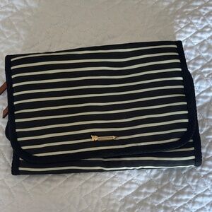 Stella and dot travel organizer. Brand new never used